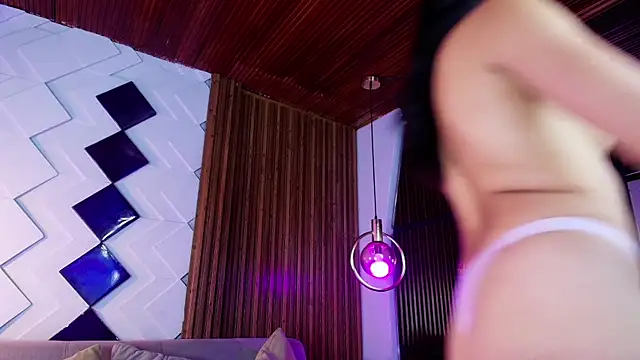 CinnamonHeat online show from 01-14-26, 11:05