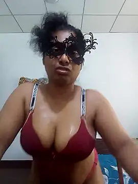 Expose Queen online show from 04-10-26, 05:45