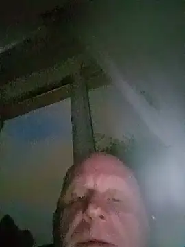 RaspuT002 online show from 08-08-26, 02:14