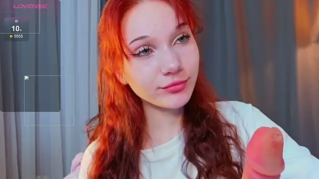 Snapshot of MargoViento chatting on 05-28-26, 08:17 MargoViento online show from 05-28-26, 08:17