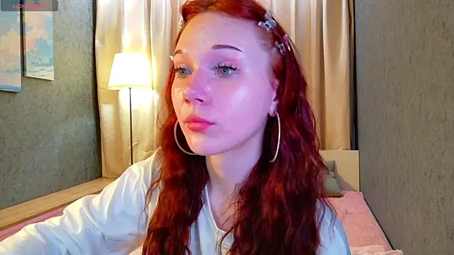 Snapshot of MargoViento chatting on 06-06-26, 08:13 MargoViento online show from 06-06-26, 08:13
