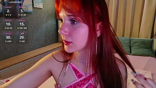 Snapshot of MargoViento chatting on 07-13-26, 08:11 MargoViento online show from 07-13-26, 08:11
