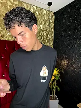 Snapshot of jhojan_foxxx_ chatting on 10-15-25, 07:14 jhojan foxxx online show from 10-15-25, 07:14