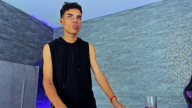 Snapshot of jhojan_foxxx_ chatting on 11-12-25, 08:59 jhojan foxxx online show from 11-12-25, 08:59