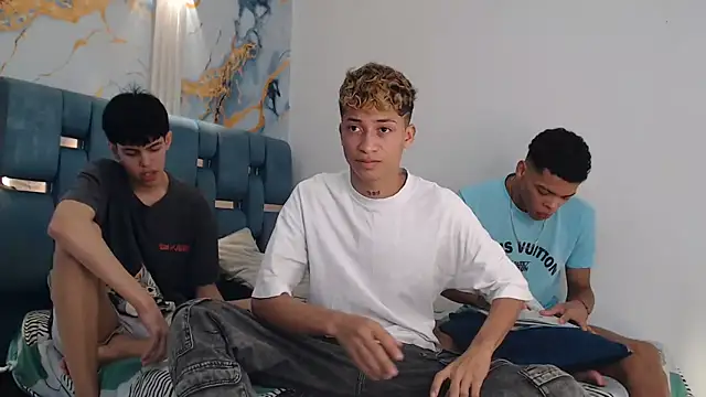 EMPIRE BOYS1 online show from 03-18-26, 07:28