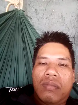 Snapshot of Dothanhthuan555 chatting on 03-04-26, 04:51 Dothanhthuan555 online show from 03-04-26, 04:51