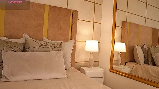 lyrabellini online show from 03-11-26, 11:38