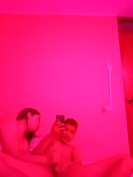 xcodigorojo online show from 11-04-25, 06:23