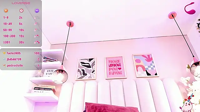 Snapshot of Isabella__gonzalez_ chatting on 11-19-25, 09:42 Isabella gonzalez online show from 11-19-25, 09:42