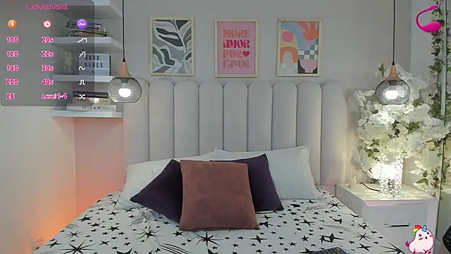 Snapshot of Isabella__gonzalez_ chatting on 11-21-25, 03:38 Isabella gonzalez online show from 11-21-25, 03:38