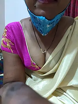 Snapshot of Best_Kannada_Couple chatting on 10-14-25, 05:36 Best Kannada Couple online show from 10-14-25, 05:36