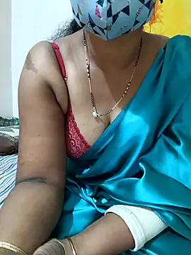 Snapshot of Best_Kannada_Couple chatting on 10-27-25, 05:39 Best Kannada Couple online show from 10-27-25, 05:39