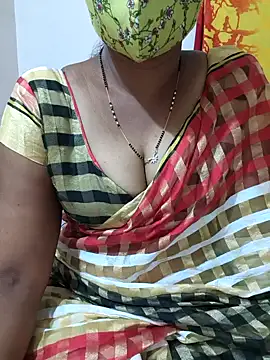 Snapshot of Best_Kannada_Couple chatting on 11-10-25, 05:56 Best Kannada Couple online show from 11-10-25, 05:56