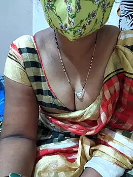 Snapshot of Best_Kannada_Couple chatting on 11-13-25, 06:01 Best Kannada Couple online show from 11-13-25, 06:01