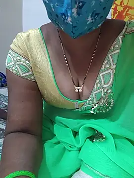 Snapshot of Best_Kannada_Couple chatting on 12-15-25, 05:17 Best Kannada Couple online show from 12-15-25, 05:17