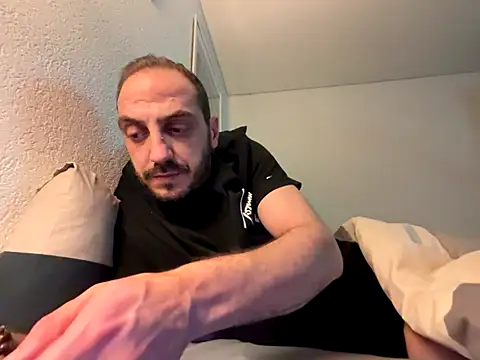 AlexGogo23 online show from 01-06-26, 10:01