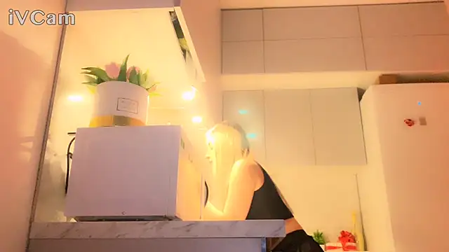 Snapshot of Biryanna chatting on 02-28-26, 06:31 Biryanna online show from 02-28-26, 06:31