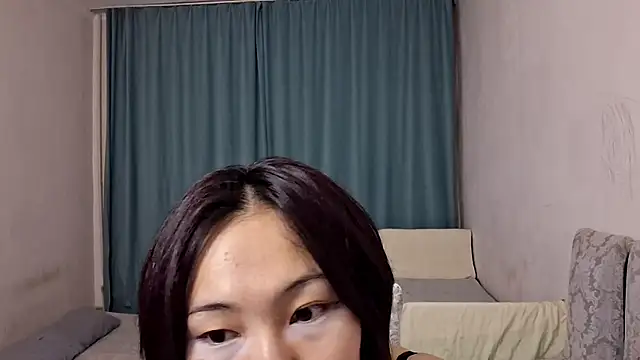 Lyndasilk online show from 07-12-26, 03:58