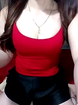 LeanaLy online show from 04-09-26, 01:16