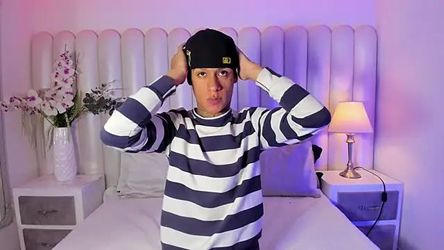 GaelCarter online show from 11-05-25, 04:01