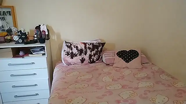 CllarinhaCortes online show from 02-20-26, 03:23