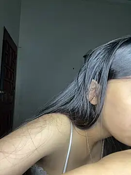 Snapshot of linh-lan1 chatting on 07-04-26, 02:01 linh-lan1 online show from 07-04-26, 02:01