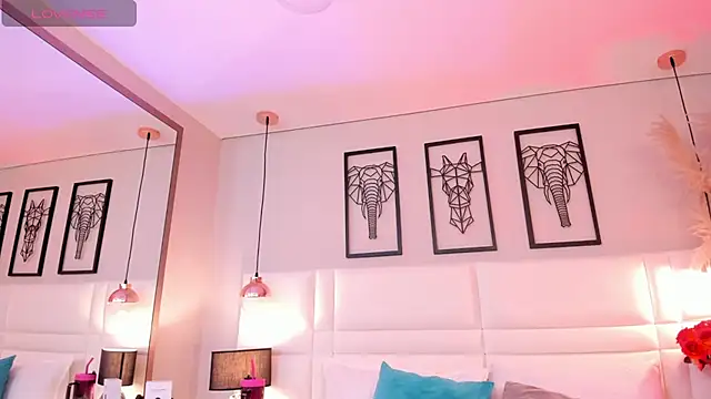 Ari lynn  online show from 11-06-25, 03:40