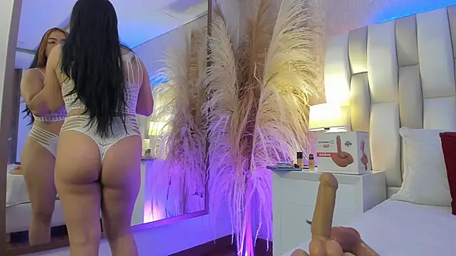 Ari lynn  online show from 03-28-26, 03:17