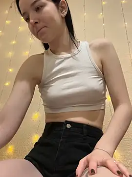  LovelyDana  online show from 12-21-25, 06:59