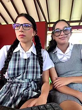 l0lita sweet online show from 02-10-26, 04:22