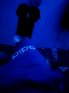 Snapshot of B4ldo25 chatting on 11-22-25, 01:04 B4ldo25 online show from 11-22-25, 01:04