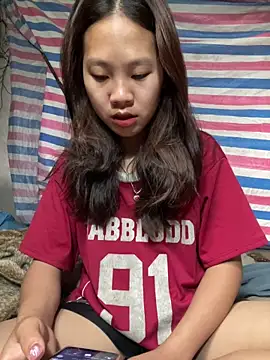 namicute online show from 04-17-26, 12:35