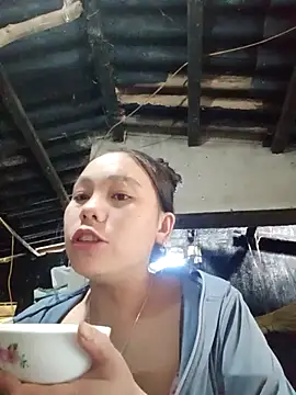 Snapshot of kitachu chatting on 11-04-25, 04:44 kitachu online show from 11-04-25, 04:44