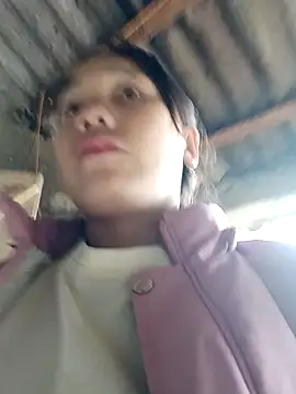 Snapshot of kitachu chatting on 11-20-25, 04:34 kitachu online show from 11-20-25, 04:34