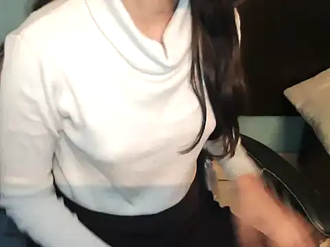 notty heena online show from 12-22-25, 03:25