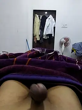 Snapshot of Playboyx143@xh chatting on 02-13-26, 05:53 Playboyx143xh online show from 02-13-26, 05:53