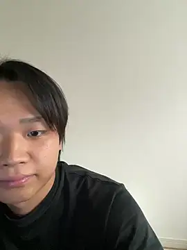 Snapshot of nagi_112 chatting on 06-20-26, 05:10 nagi 112 online show from 06-20-26, 05:10