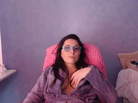 LuckyLisa23 online show from 02-21-26, 10:22