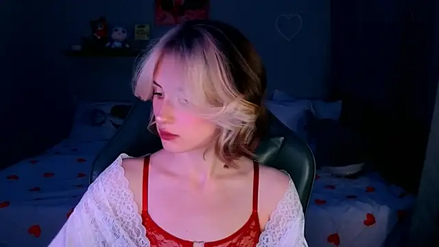 Keti moon online show from 07-18-26, 06:23