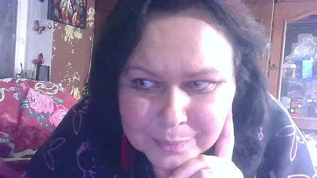 Snapshot of CharleeKendall chatting on 10-22-25, 01:00 CharleeKendall online show from 10-22-25, 01:00