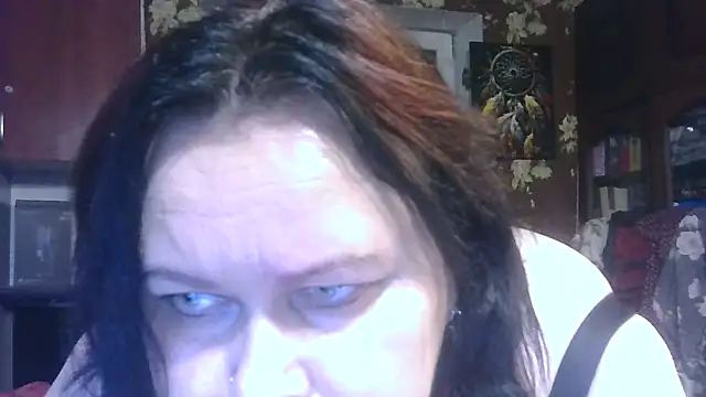 Snapshot of CharleeKendall chatting on 11-04-25, 09:36 CharleeKendall online show from 11-04-25, 09:36