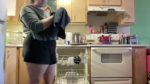 Snapshot of babycakespnw chatting on 10-19-25, 05:35 babycakespnw online show from 10-19-25, 05:35