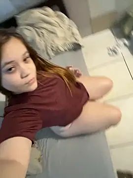 Snapshot of ruivinhadancer chatting on 11-28-25, 02:47 ruivinhadancer online show from 11-28-25, 02:47