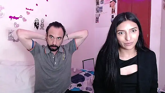 Snapshot of Isis_Robert chatting on 12-17-25, 04:40 Isis Robert online show from 12-17-25, 04:40