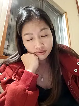 -Paige- online show from 10-16-25, 05:47