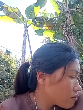 -Paige- online show from 11-29-25, 06:49