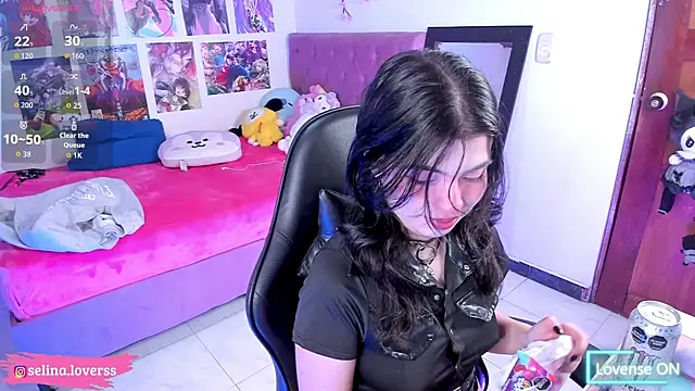 Snapshot of selina_lovers_ chatting on 07-09-26, 05:11 selina lovers online show from 07-09-26, 05:11
