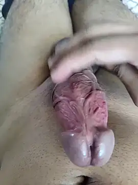 Snapshot of indiandick2468 chatting on 10-18-25, 06:26 indiandick2468 online show from 10-18-25, 06:26