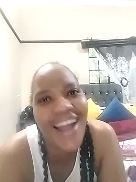 Snapshot of CaramelBoootie chatting on 11-30-25, 04:00 CaramelBoootie online show from 11-30-25, 04:00