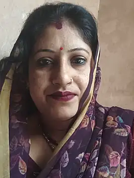 Snapshot of Rayal_bhabi chatting on 06-10-26, 12:11 Rayal bhabi online show from 06-10-26, 12:11